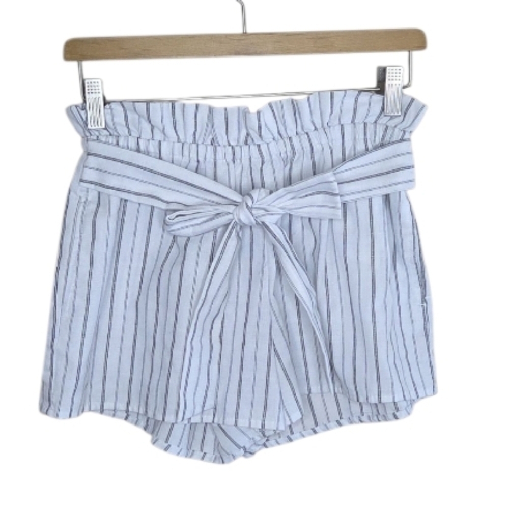 Love Tree White Gray Striped High Waist Paperbag Shorts with Tie Size Small